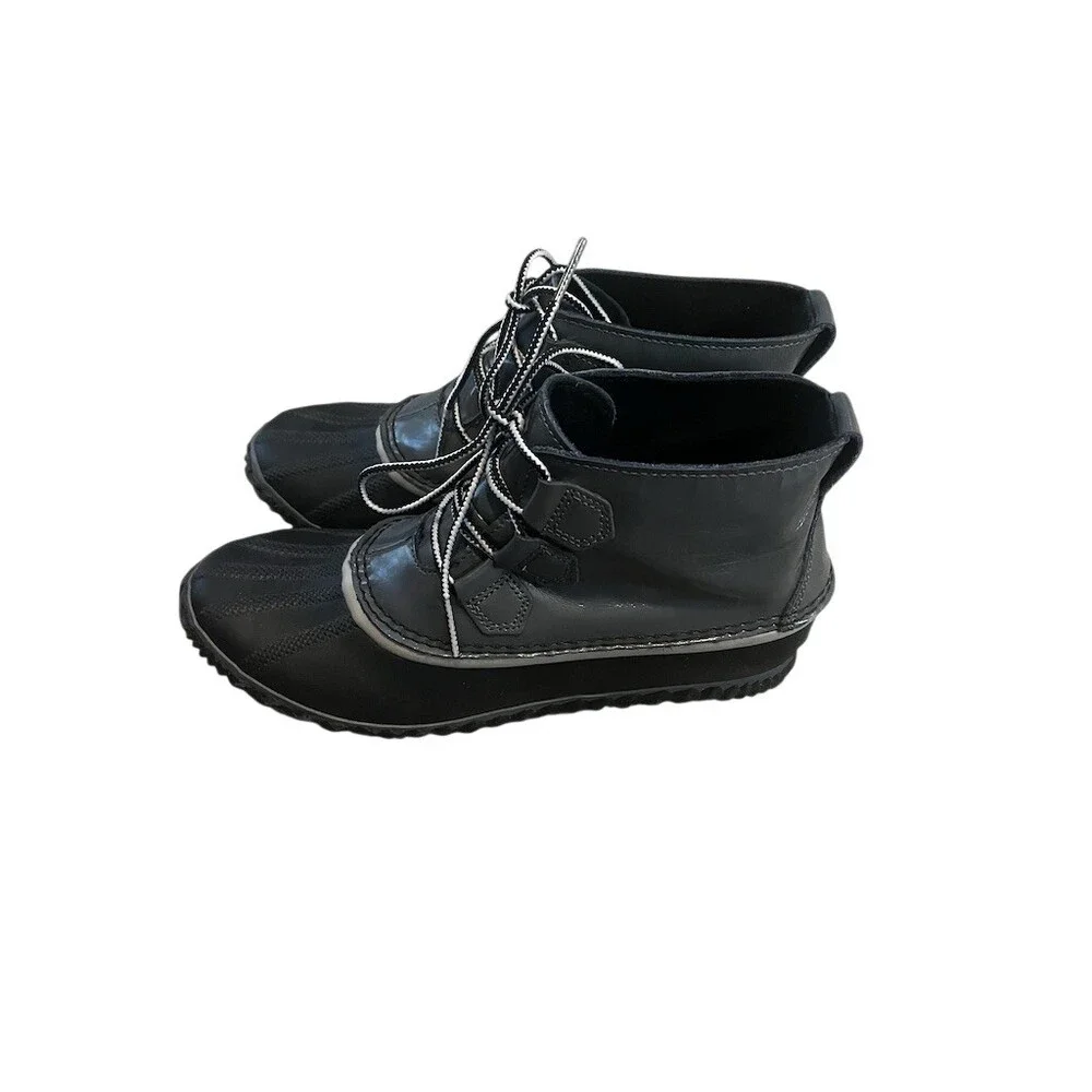 Sorel Out N About Womens Duck Boots Gray Black Lace Up Waterproof Size 9.5